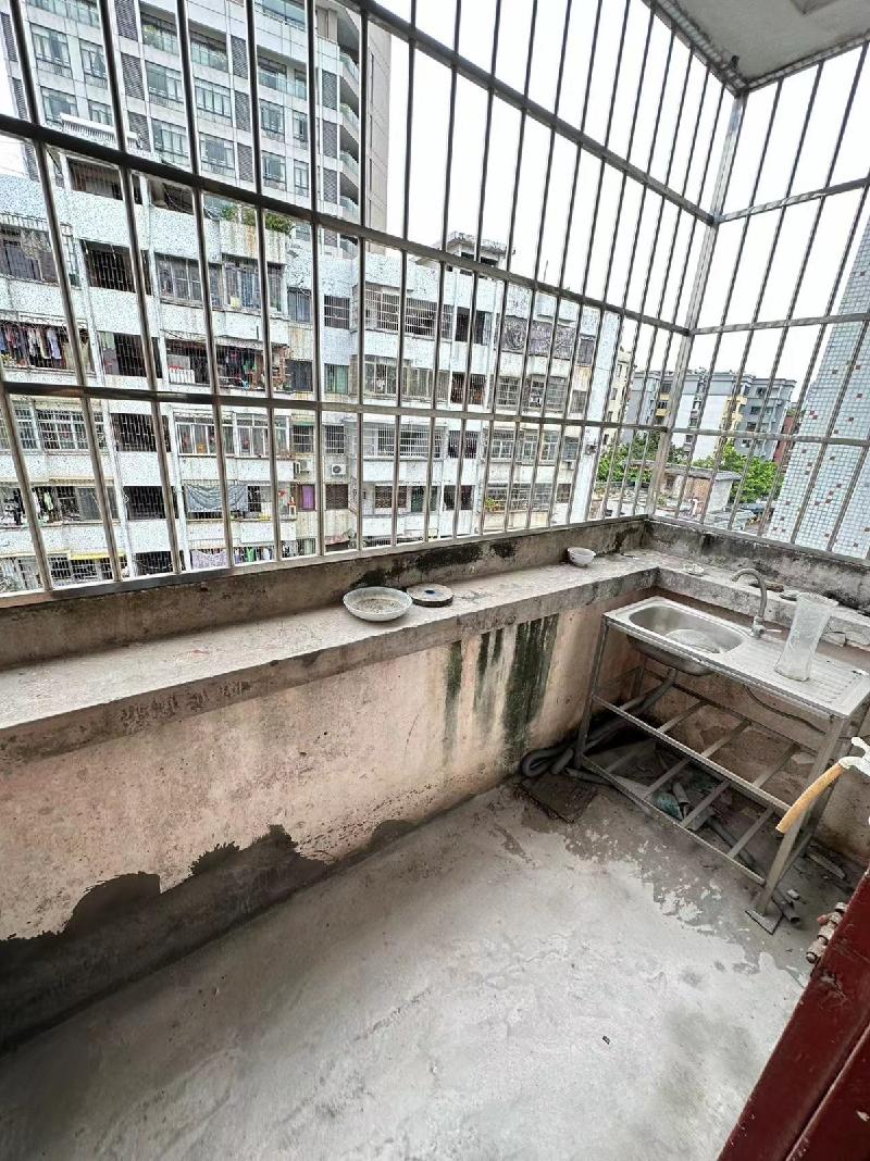 广州市番禺区市桥镇水边屋下街