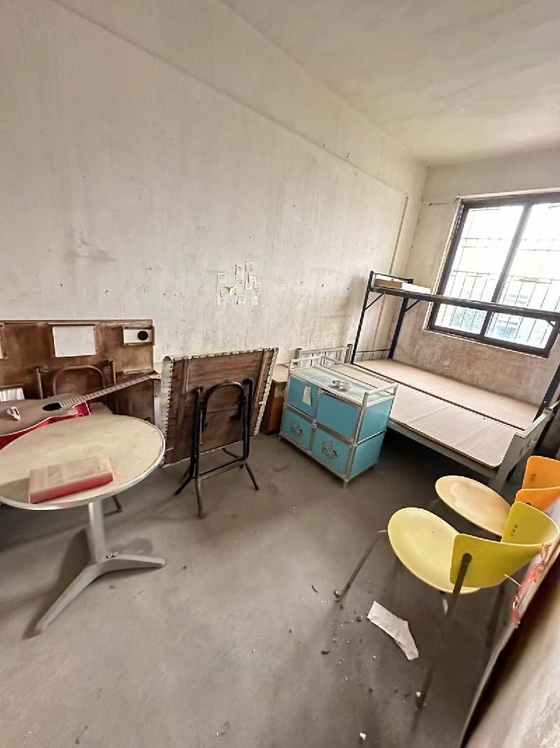 广州市番禺区市桥镇水边屋下街