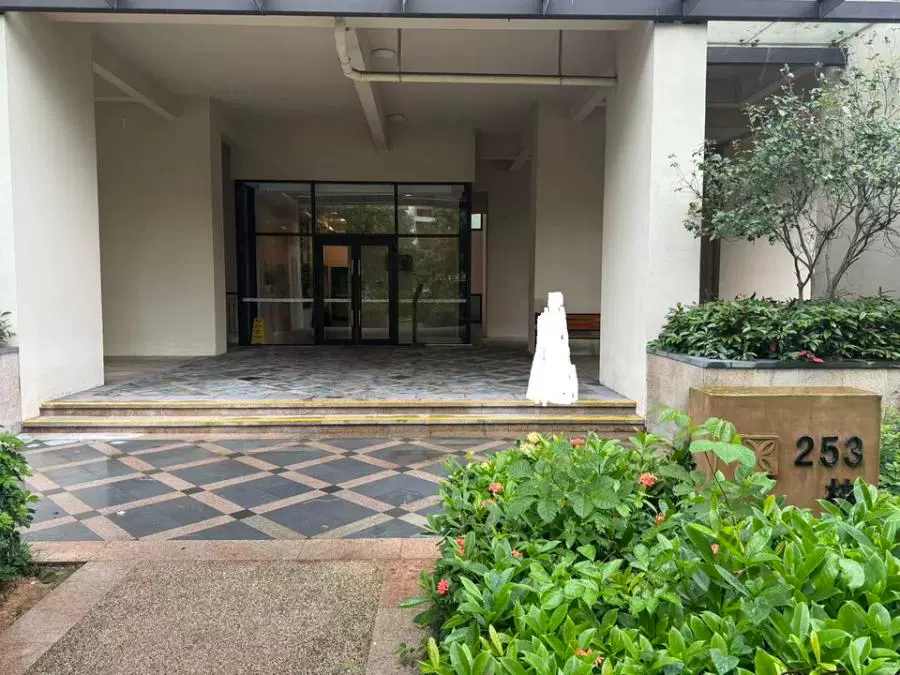珠海市香洲区珠海大道1号253栋1004房
